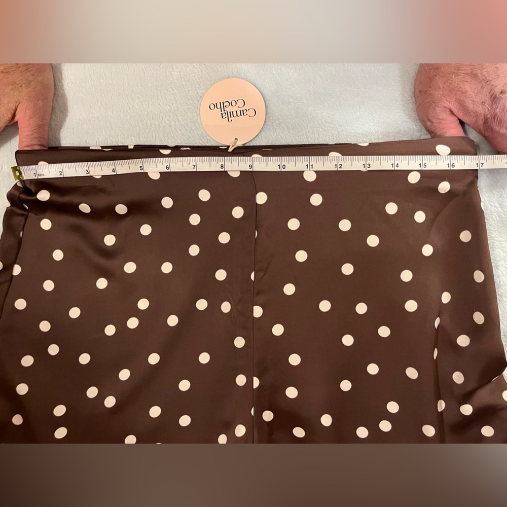 Camila Coelho wide leg polka dot satin pants. Stretchy waist. Brown white M. NWT - Picture 7 of 12